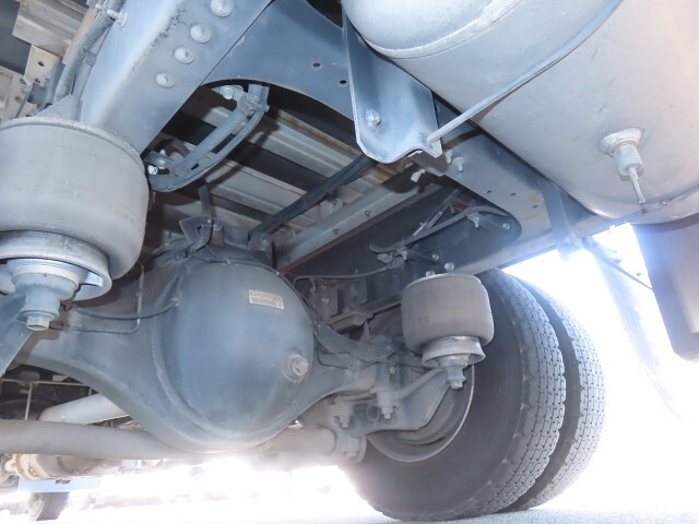 UDトラックスコンドル冷凍車（冷蔵車）中型（4t）[写真11]