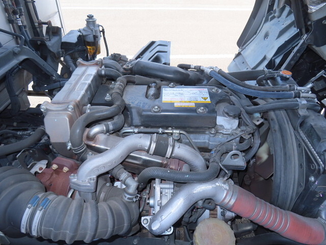 UDトラックスコンドル冷凍車（冷蔵車）中型（4t）[写真15]