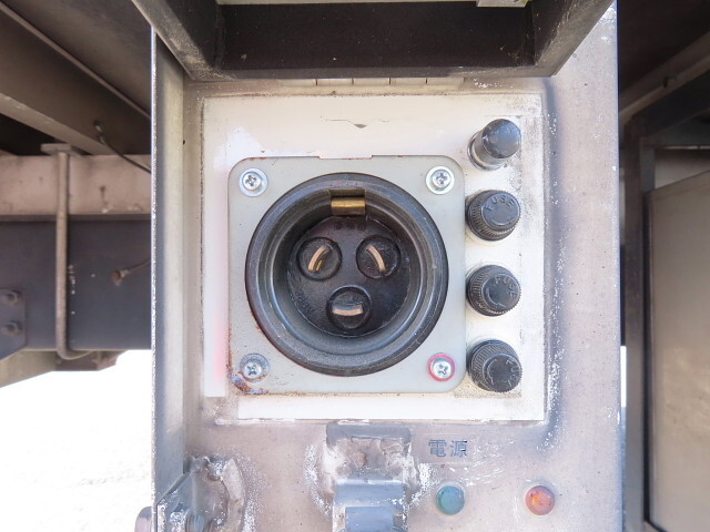 UDトラックスコンドル冷凍車（冷蔵車）中型（4t）[写真33]