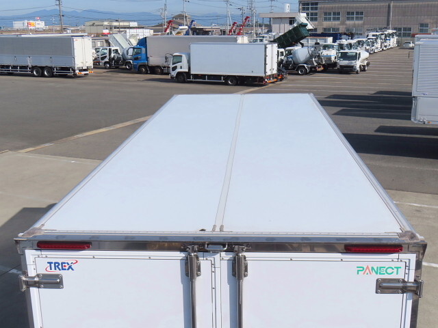 UDトラックスコンドル冷凍車（冷蔵車）中型（4t）[写真07]