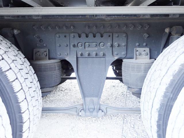 UDトラックスクオンアルミウイング大型（10t）[写真21]