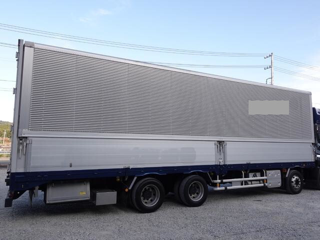 UDトラックスクオンアルミウイング大型（10t）[写真07]