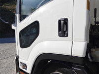 いすゞフォワードアルミウイング中型（4t）[写真12]