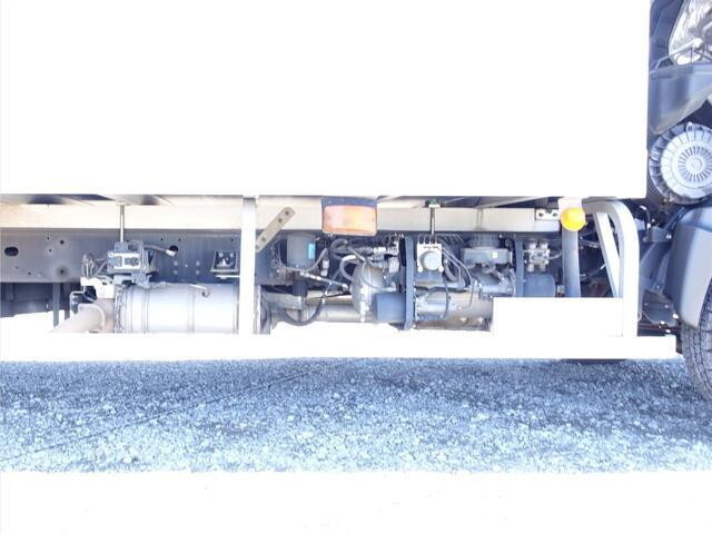 日野レンジャー冷凍車（冷蔵車）中型（4t）[写真19]