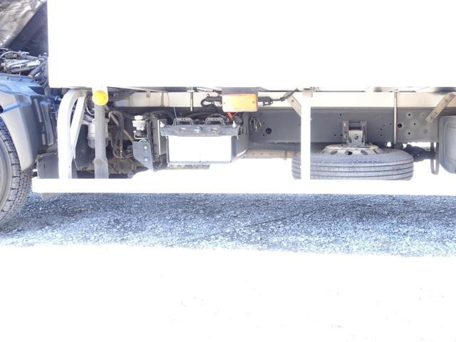 日野レンジャー冷凍車（冷蔵車）中型（4t）[写真22]