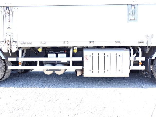 三菱ふそうスーパーグレートアルミウイング大型（10t）[写真19]