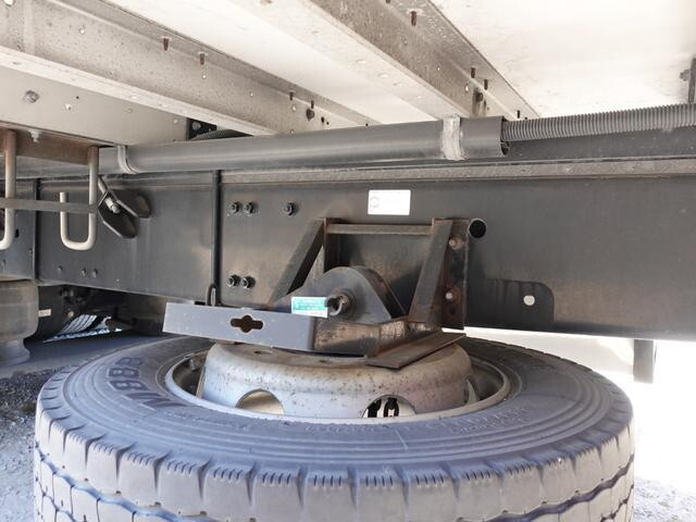 三菱ふそうスーパーグレートアルミウイング大型（10t）[写真25]