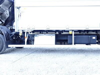 三菱ふそうファイターアルミウイング中型（4t）[写真21]