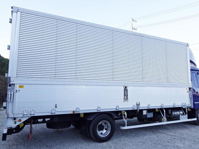 三菱ふそうファイターアルミウイング中型（4t）[写真08]