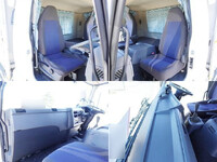 三菱ふそうファイターアルミウイング中型（4t）[写真22]