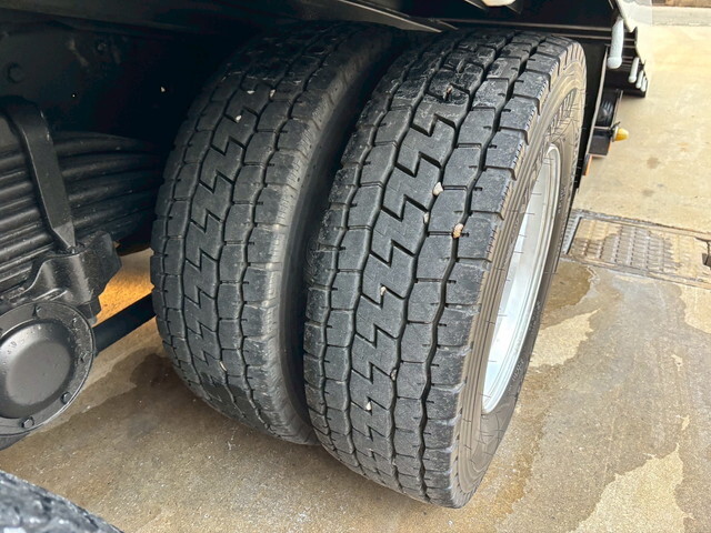 三菱ふそうスーパーグレートセーフティローダー大型（10t）[写真17]