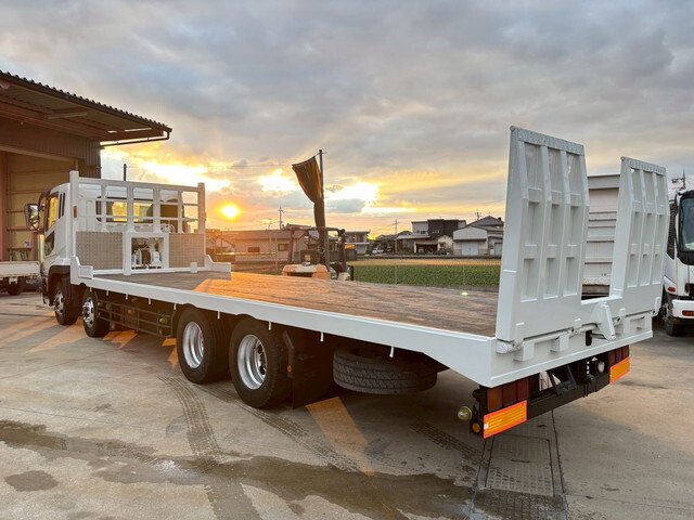 三菱ふそうスーパーグレートセーフティローダー大型（10t）[写真02]