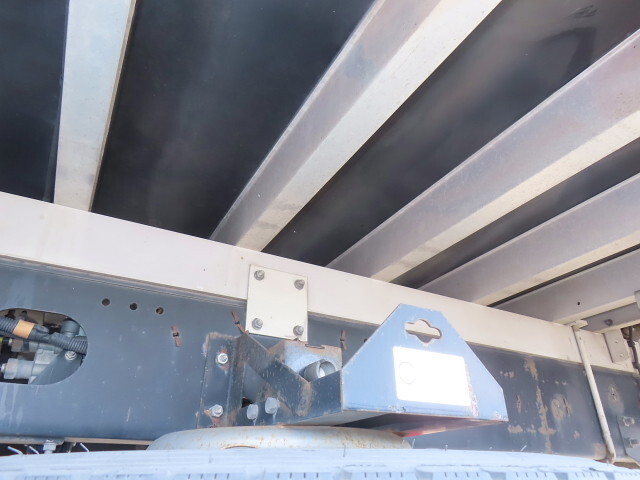 UDトラックスコンドル冷凍車（冷蔵車）中型（4t）[写真10]