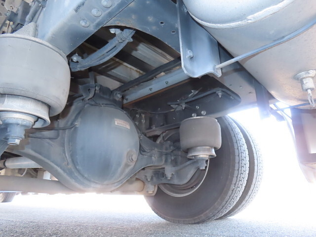 UDトラックスコンドル冷凍車（冷蔵車）中型（4t）[写真11]