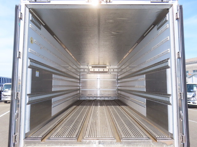 UDトラックスコンドル冷凍車（冷蔵車）中型（4t）[写真28]