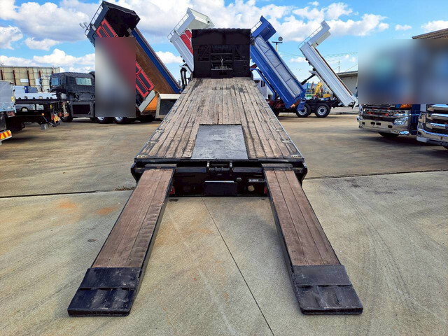 三菱ふそうスーパーグレートセルフローダー大型（10t）[写真11]