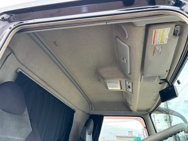 三菱ふそうスーパーグレートセルフローダー大型（10t）[写真35]