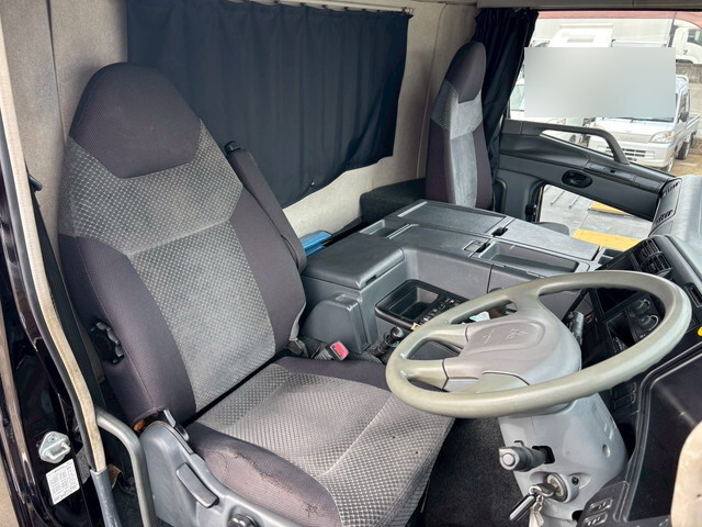 三菱ふそうスーパーグレートセルフローダー大型（10t）[写真36]