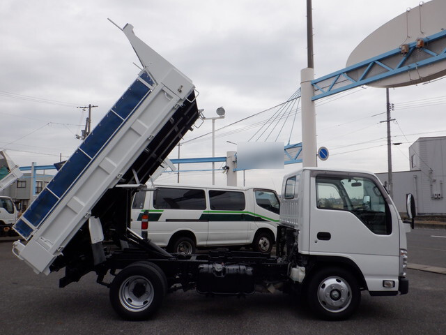 いすゞエルフダンプ小型（2t・3t）[写真11]