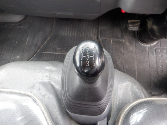 いすゞエルフダンプ小型（2t・3t）[写真32]