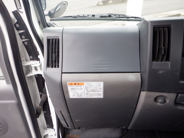 いすゞエルフダンプ小型（2t・3t）[写真40]