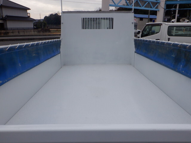 いすゞエルフダンプ小型（2t・3t）[写真07]