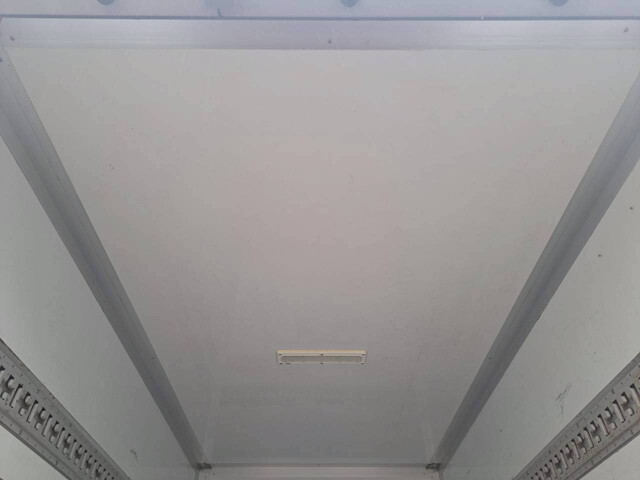 日産アトラスパネルバン小型（2t・3t）[写真15]