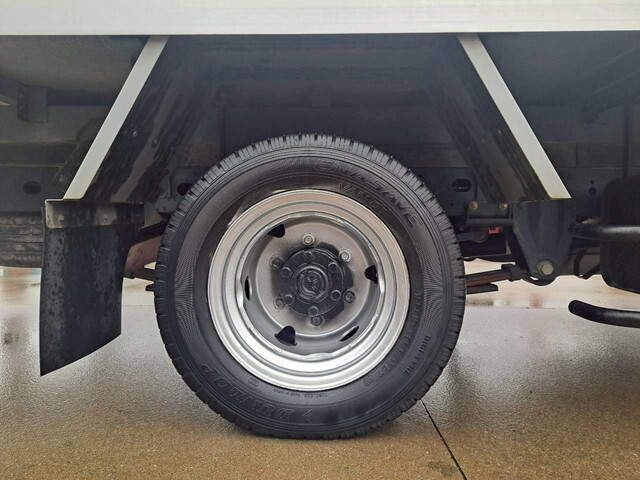 日産アトラスパネルバン小型（2t・3t）[写真21]