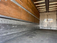 いすゞフォワードアルミウイング増トン（6t・8t）[写真11]