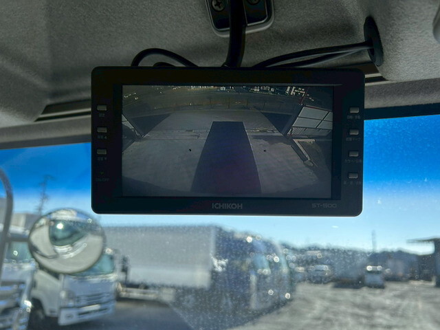 いすゞフォワードアルミウイング増トン（6t・8t）[写真29]