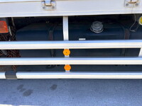 いすゞフォワードアルミウイング増トン（6t・8t）[写真36]