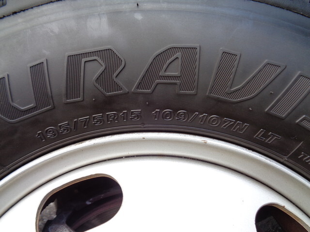 三菱ふそうキャンターダブルキャブ（Wキャブ）小型（2t・3t）[写真22]