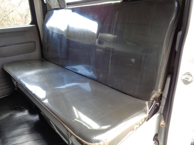 三菱ふそうキャンターダブルキャブ（Wキャブ）小型（2t・3t）[写真29]