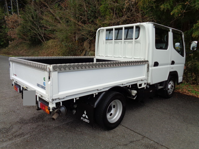 三菱ふそうキャンターダブルキャブ（Wキャブ）小型（2t・3t）[写真03]