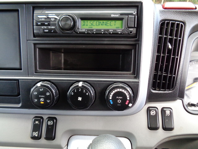 三菱ふそうキャンターダブルキャブ（Wキャブ）小型（2t・3t）[写真33]