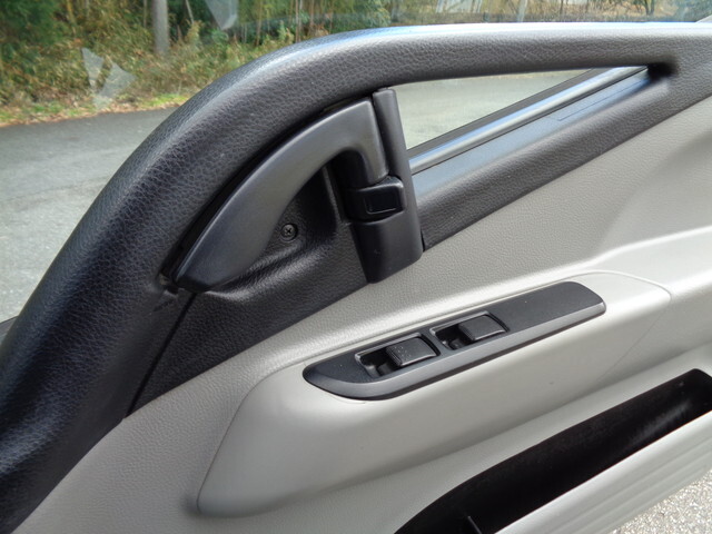 三菱ふそうキャンターダブルキャブ（Wキャブ）小型（2t・3t）[写真37]