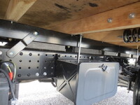 三菱ふそうキャンター平ボディ小型（2t・3t）[写真13]