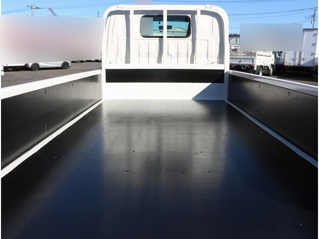 トヨタトヨエース平ボディ小型（2t・3t）[写真11]