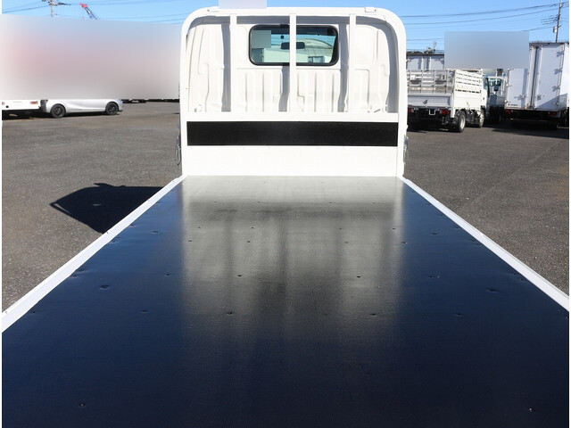 トヨタトヨエース平ボディ小型（2t・3t）[写真15]