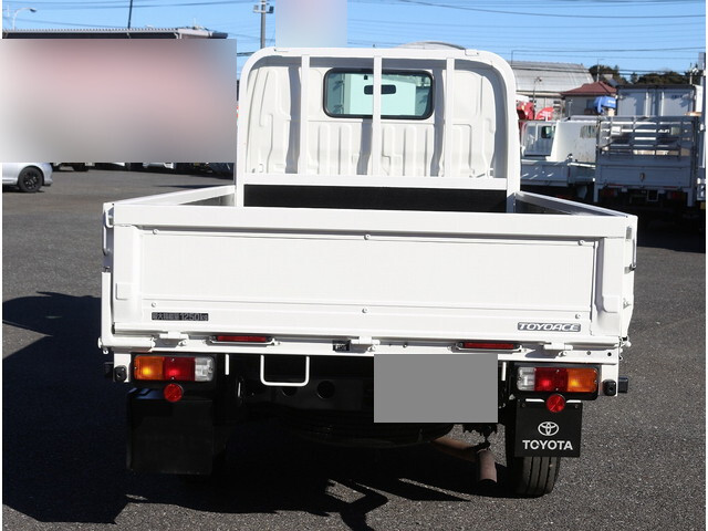 トヨタトヨエース平ボディ小型（2t・3t）[写真06]