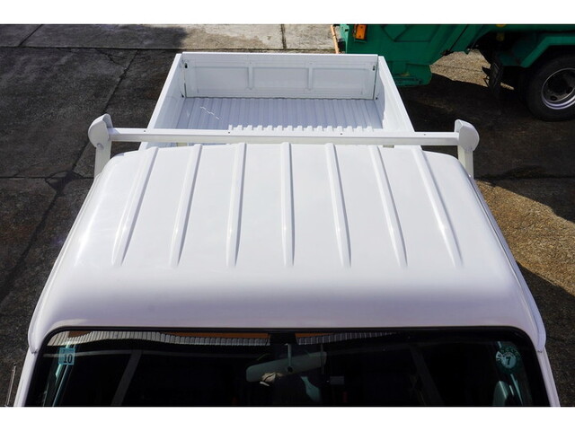 マツダボンゴ平ボディ小型（2t・3t）[写真18]