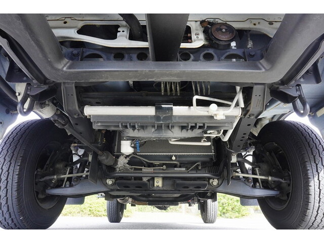 マツダボンゴ平ボディ小型（2t・3t）[写真21]