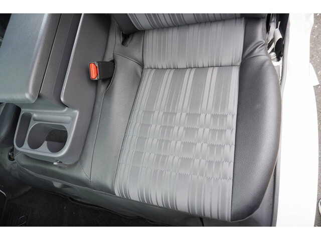 マツダボンゴ平ボディ小型（2t・3t）[写真37]