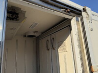 いすゞエルフ冷凍車（冷蔵車）小型（2t・3t）[写真16]