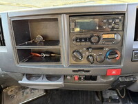 いすゞエルフ冷凍車（冷蔵車）小型（2t・3t）[写真37]