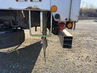 いすゞギガ平ボディ大型（10t）[写真22]