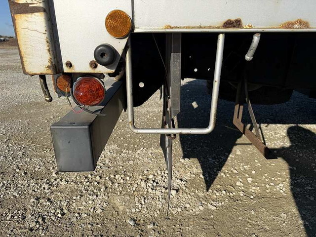 いすゞギガ平ボディ大型（10t）[写真22]