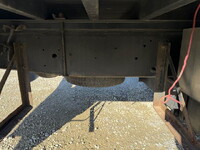 いすゞギガ平ボディ大型（10t）[写真25]