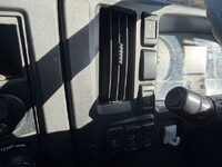 いすゞギガ平ボディ大型（10t）[写真34]