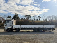 いすゞギガ平ボディ大型（10t）[写真07]